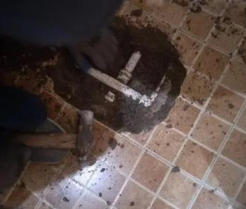 宜章卫生间漏水维修公司为您分享下卫生间渗水如何处理及注意事项